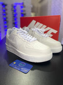 Tênis Nike Air Force 1 '07 Triple White