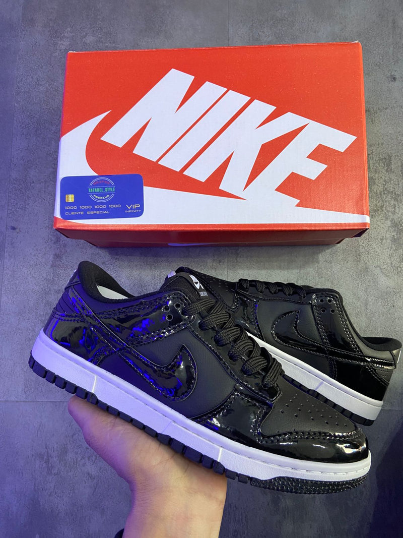 Nike Dunk Preto Brilhante
