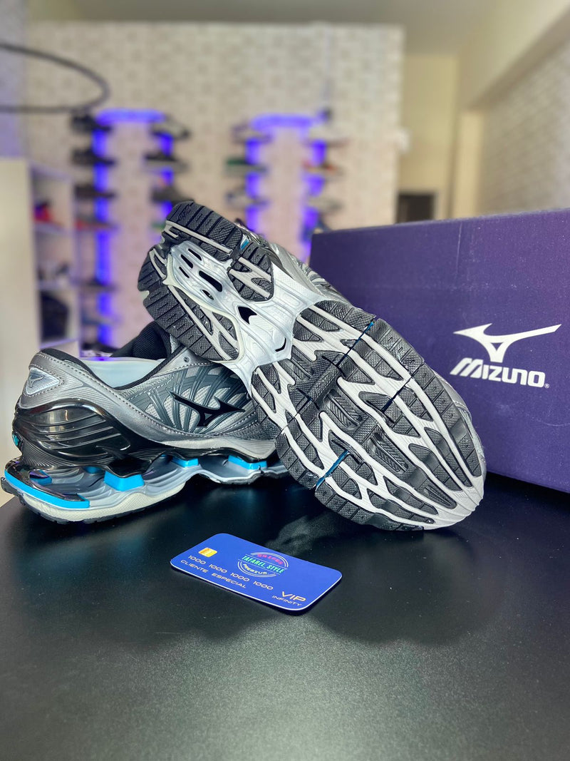 Mizuno Pro 8