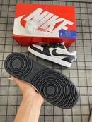 Tênis Court Borough