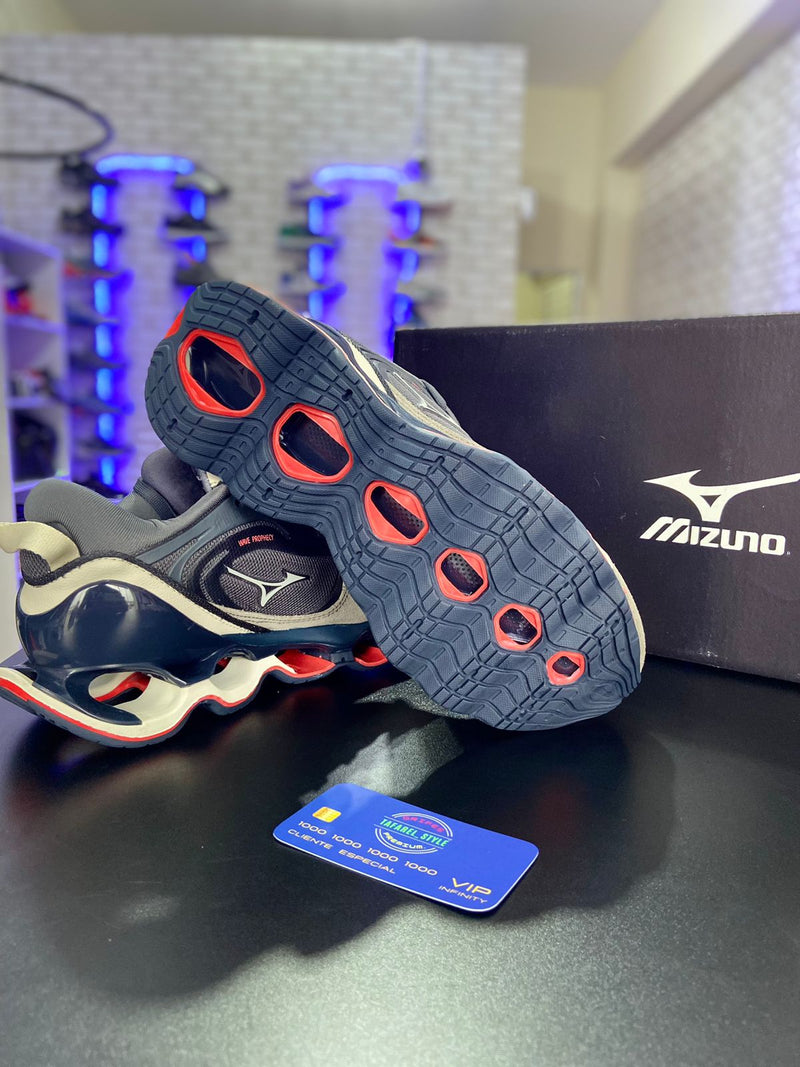 Mizuno Beta