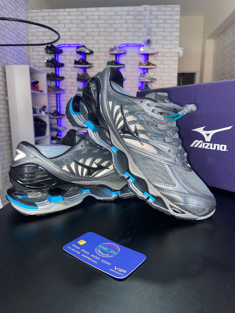 Mizuno Pro 8