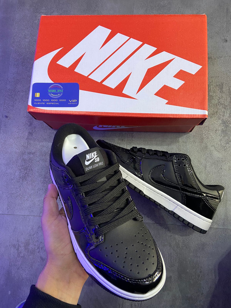 Nike Dunk Preto Brilhante