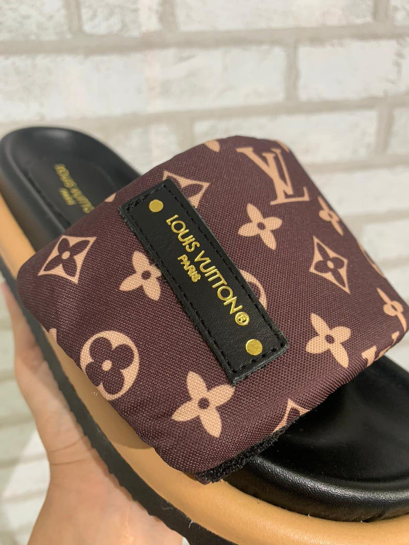 Sandália LOUIS VUITTON