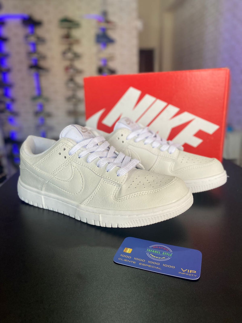 Nike Dunk  Branco