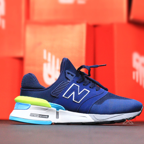 Tênis New Balance 997